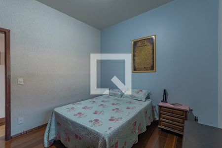 Casa à venda com 363m², 5 quartos e 4 vagasQuarto 3