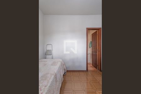 Casa à venda com 363m², 5 quartos e 4 vagasQuarto de Serviço