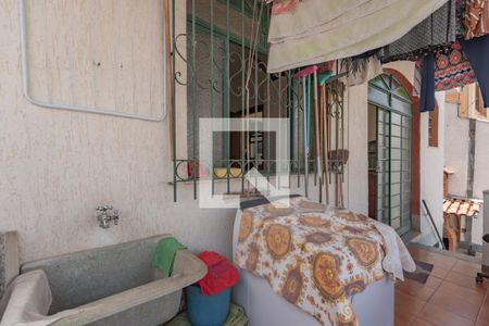 Casa à venda com 363m², 5 quartos e 4 vagasLavanderia