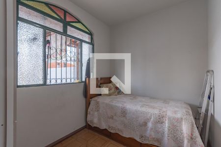 Casa à venda com 363m², 5 quartos e 4 vagasQuarto de Serviço