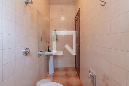 Casa à venda com 363m², 5 quartos e 4 vagasBanheiro de Serviço