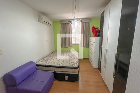 Apartamento à venda com 200m², 4 quartos e 3 vagas Apartamento à venda com 200m², 4 quartos e 3 vagasQuarto 4