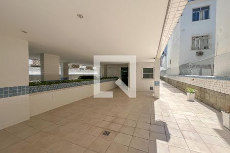Apartamento à venda com 200m², 4 quartos e 3 vagas Apartamento à venda com 200m², 4 quartos e 3 vagasEntrada