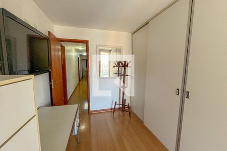 Apartamento à venda com 200m², 4 quartos e 3 vagas Apartamento à venda com 200m², 4 quartos e 3 vagasQuarto 1