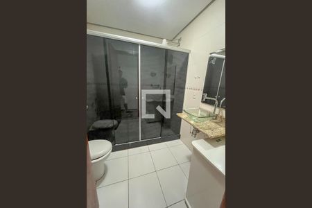 Apartamento à venda com 200m², 4 quartos e 3 vagas Apartamento à venda com 200m², 4 quartos e 3 vagasBanheiro Social