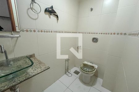 Apartamento à venda com 200m², 4 quartos e 3 vagas Apartamento à venda com 200m², 4 quartos e 3 vagasLavabo