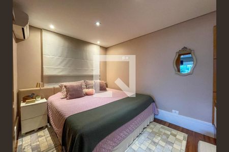 Apartamento à venda com 240m², 4 quartos e 4 vagas