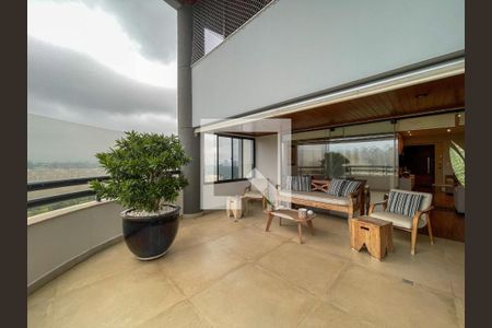 Apartamento à venda com 240m², 4 quartos e 4 vagas