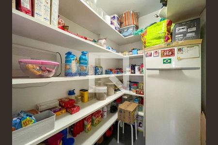 Apartamento à venda com 240m², 4 quartos e 4 vagas