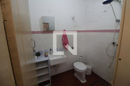 Casa à venda com 200m², 3 quartos e 2 vagasBanheiro de serviço