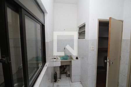 Apartamento à venda com 130m², 3 quartos e sem vagaÁrea de Serviço