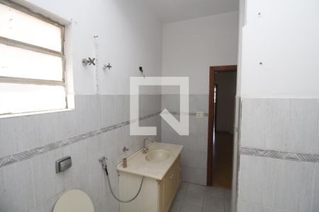 Apartamento à venda com 130m², 3 quartos e sem vagaBanheiro