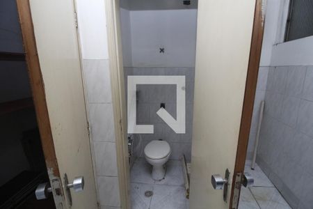 Apartamento à venda com 130m², 3 quartos e sem vagaBanheiro de serviço