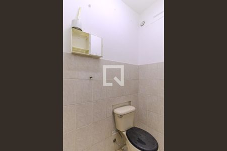 Apartamento à venda com 66m², 2 quartos e sem vaga Apartamento à venda com 66m², 2 quartos e sem vagaBanheiro de Serviço