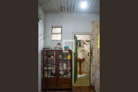 Casa à venda com 300m², 5 quartos e sem vaga Casa à venda com 300m², 5 quartos e sem vagaCozinha
