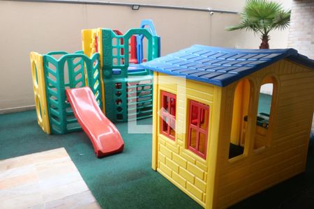 Apartamento à venda com 243m², 3 quartos e 4 vagasÁrea comum - Playground