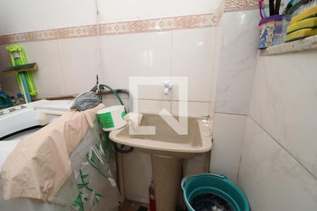 Casa à venda com 138m², 3 quartos e 1 vagaÁrea de Serviço 1