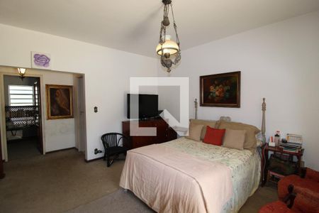 Casa à venda com 450m², 4 quartos e 3 vagasQuarto 4 - Suíte