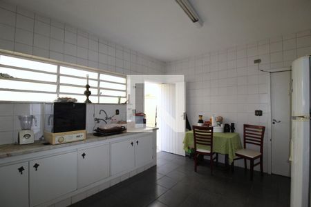 Casa à venda com 450m², 4 quartos e 3 vagasCozinha