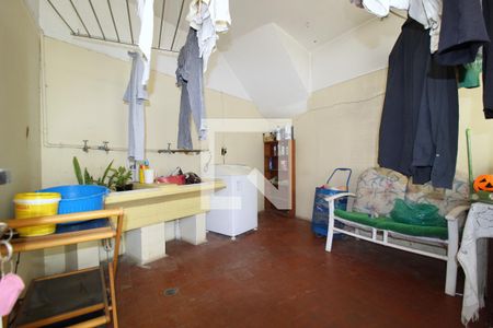 Casa à venda com 450m², 4 quartos e 3 vagasÁrea de Serviço