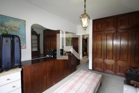 Casa à venda com 450m², 4 quartos e 3 vagasQuarto 2