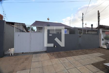 Casa à venda com 178m², 3 quartos e 2 vagasFachada