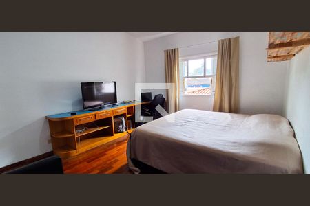 Casa à venda com 380m², 4 quartos e 4 vagasCloset 