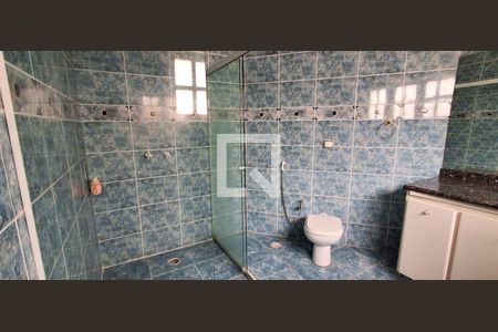 Casa à venda com 380m², 4 quartos e 4 vagasBanheiro