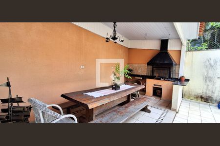 Casa à venda com 380m², 4 quartos e 4 vagasÁrea de serviço 