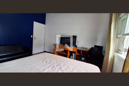 Casa à venda com 380m², 4 quartos e 4 vagasCloset 