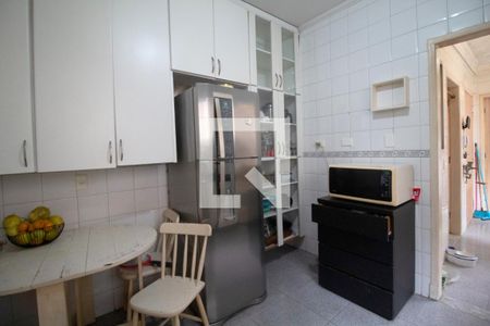 Apartamento para alugar com 115m², 2 quartos e 1 vaga Apartamento para alugar com 115m², 2 quartos e 1 vagaCozinha