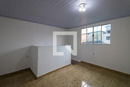 Sala de casa para alugar com 2 quartos, 60m² em Vila Antonio dos Santos, São Paulo