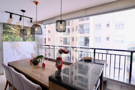Apartamento à venda com 95m², 3 quartos e 2 vagas Apartamento à venda com 95m², 3 quartos e 2 vagasVaranda gourmet