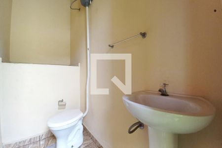 Casa à venda com 182m², 3 quartos e 4 vagas Casa à venda com 182m², 3 quartos e 4 vagasBanheiro