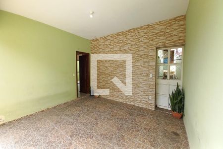 Casa à venda com 182m², 3 quartos e 4 vagas Casa à venda com 182m², 3 quartos e 4 vagasGaragem