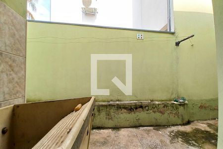 Casa à venda com 182m², 3 quartos e 4 vagas Casa à venda com 182m², 3 quartos e 4 vagasÁrea de Serviço