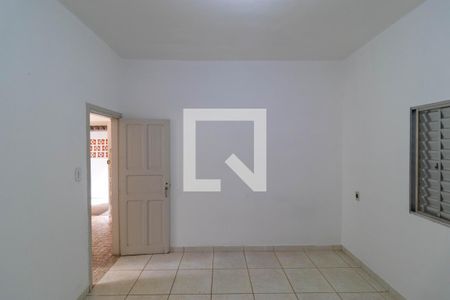 Casa à venda com 170m², 3 quartos e 2 vagasQuarto 02