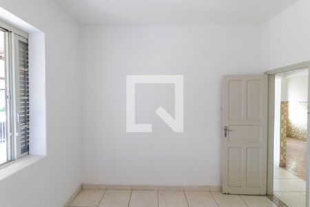 Casa à venda com 170m², 3 quartos e 2 vagasQuarto 01