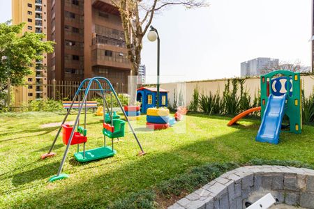 Apartamento à venda com 127m², 3 quartos e 3 vagas Apartamento à venda com 127m², 3 quartos e 3 vagasÁrea comum