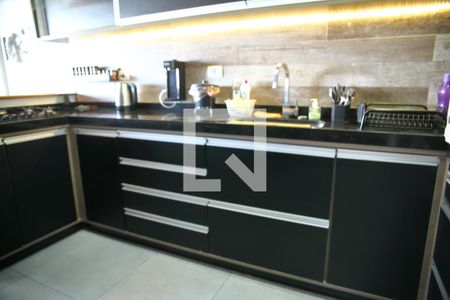 Apartamento à venda com 84m², 2 quartos e 1 vagaCozinha - Armários