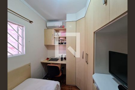 Casa à venda com 110m², 3 quartos e 2 vagas Casa à venda com 110m², 3 quartos e 2 vagasQuarto 3