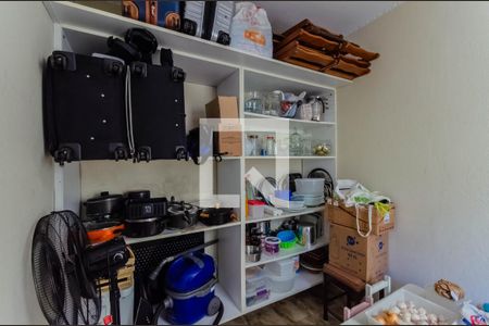 Casa à venda com 360m², 3 quartos e 3 vagas Casa à venda com 360m², 3 quartos e 3 vagasSuíte 5