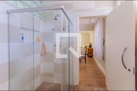 Casa à venda com 360m², 3 quartos e 3 vagas Casa à venda com 360m², 3 quartos e 3 vagasBanheiro da Suíte 3