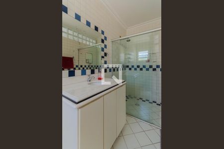 Casa à venda com 360m², 3 quartos e 3 vagas Casa à venda com 360m², 3 quartos e 3 vagasBanheiro da Suíte 4