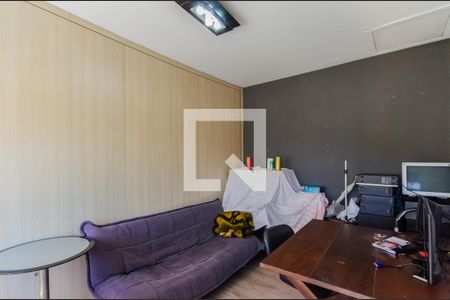 Casa à venda com 360m², 3 quartos e 3 vagas Casa à venda com 360m², 3 quartos e 3 vagasQuarto 1