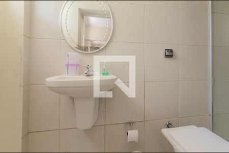 Casa à venda com 360m², 3 quartos e 3 vagas Casa à venda com 360m², 3 quartos e 3 vagasBanheiro da Suíte 5