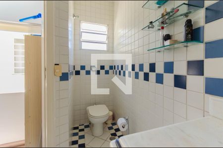 Casa à venda com 360m², 3 quartos e 3 vagas Casa à venda com 360m², 3 quartos e 3 vagasBanheiro da Suíte 4