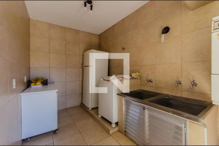 Casa à venda com 360m², 3 quartos e 3 vagas Casa à venda com 360m², 3 quartos e 3 vagasÁrea de Serviço
