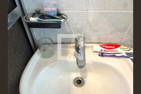 Casa à venda com 173m², 5 quartos e 2 vagas Casa à venda com 173m², 5 quartos e 2 vagasBanheiro da Suíte 2