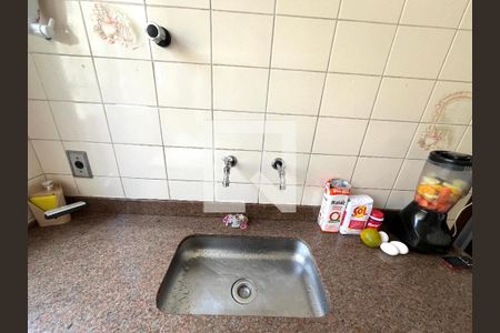 Casa à venda com 173m², 5 quartos e 2 vagas Casa à venda com 173m², 5 quartos e 2 vagasCozinha